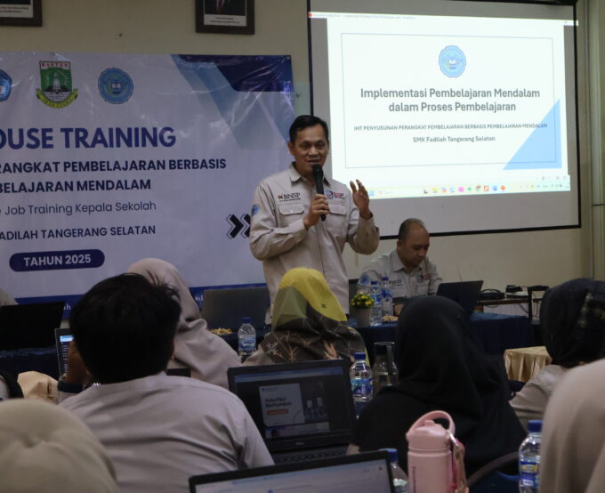 SMK Fadilah Gelar In House Training: Guru Dibekali Pendekatan Pembelajaran Mendalam