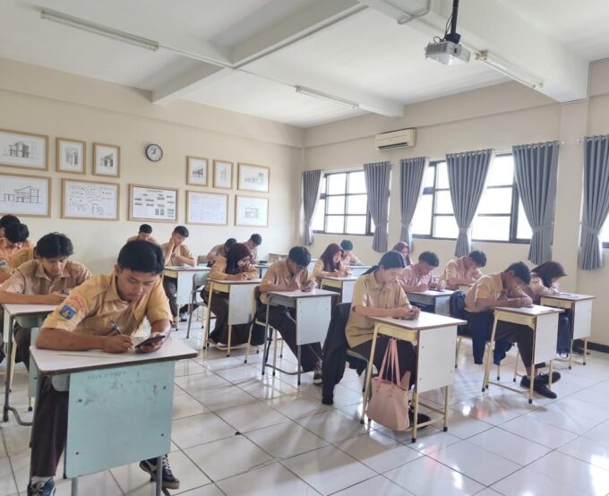 Menentukan Masa Depan : Pelaksanaan Asesmen Sekolah Akhir Jenjang di SMK Fadilah